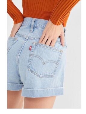 Levi's A-line 80’s Style High-Rise Mom Jean Shorts - 25